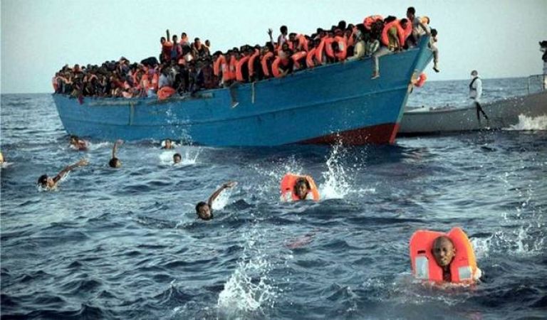 629 शरणार्थियों की जान पर आया मौत का ख़तरा