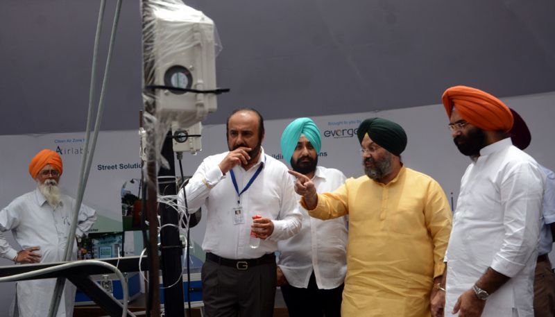 दिल्ली की हवा को प्रदूषण फ्री करने के लिए के  गुरुद्वारा कमेटी ने शुरू किया पायलट प्रोजेक्ट