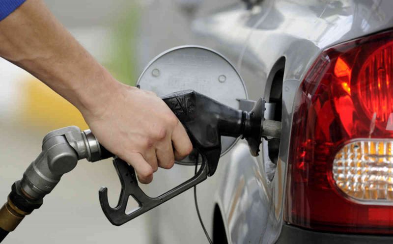 पेट्रोल पंप वालों की हड़ताल स्थगित, 16 जून से सुबह 6 बजे घोषित होंगे ईंधन के दाम
