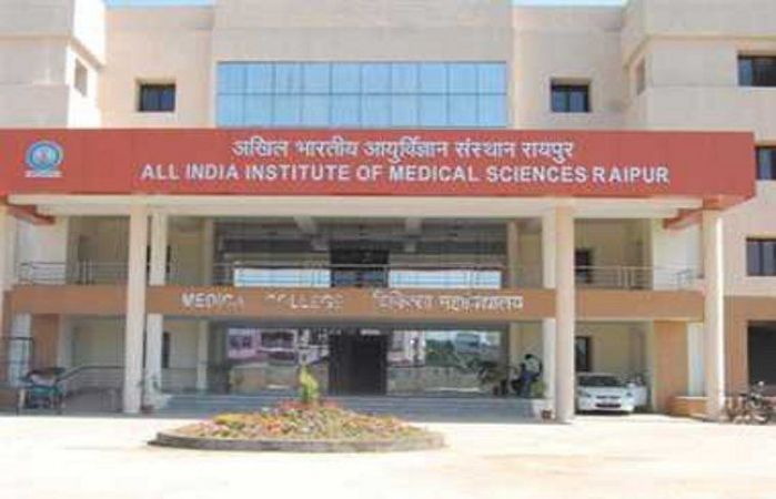 रायपुर एम्स में अब मरीजों को मिलेगा और सस्ता उपचार