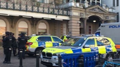 बम होने की धमकी से दहला लंदन
