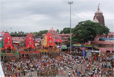 देशभर में हर्षोल्लास से निकली भगवान जगन्नाथ की रथयात्रा, पुरी में श्रद्धालुओं ने खींचा रथ