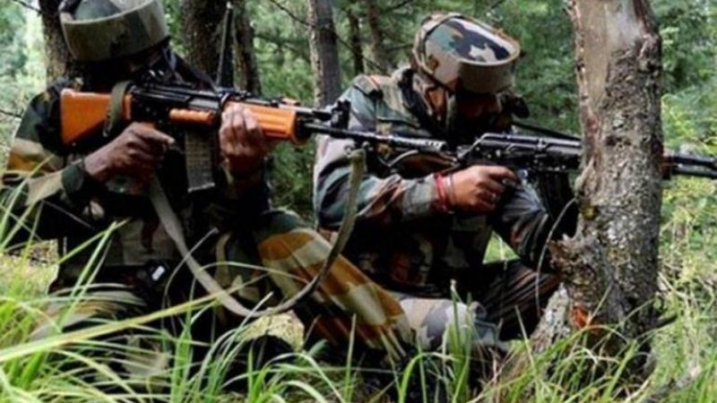 जम्मू कश्मीर: कुपवाड़ा में मुठभेड़ जारी, सुरक्षाबलों ने 2-3 आतंकियों को घेरा