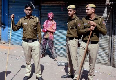 होली पर दिल्ली पुलिस ने लगाई धारा 188