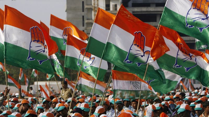 मुंबई में नेताजी का वादा 'कांग्रेस को जिताइए,वन बीएचके पाइए'