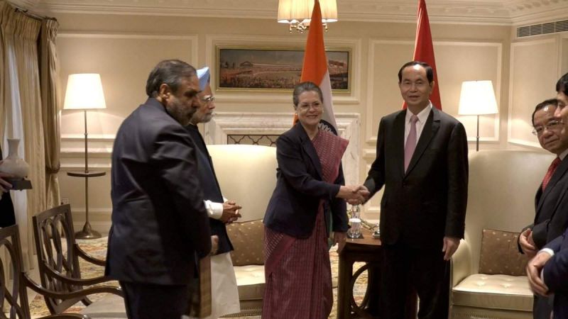 वियतनाम के राष्ट्रपति से सोनिया गाँधी ने की मुलाकात