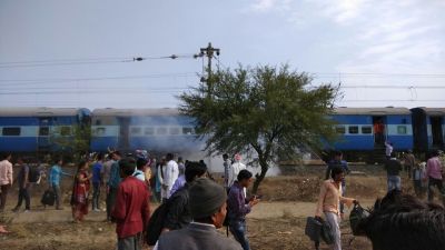 MP : भोपाल-उज्जैन पैसेंजर ट्रेन में ब्लास्ट, 12 लोग जख्मी
