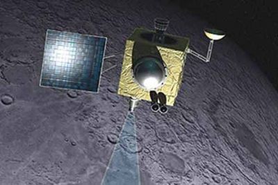 भारत का लापता चंद्रयान लगा रहा है चंद्रमा के चक्कर