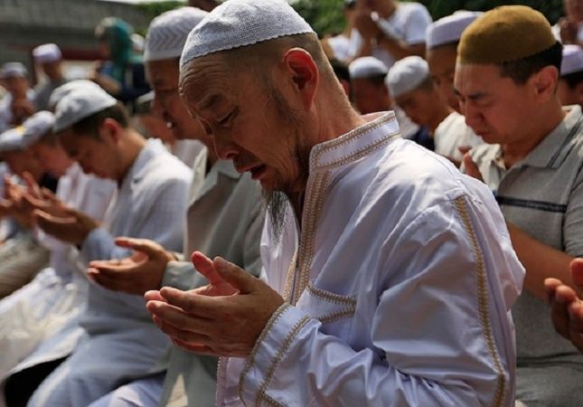 हिन्दुओं की तरह अंतिम संस्कार करने को विवश चीन के मुसलमान