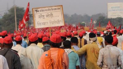 महाराष्ट्र: 50 हजार गरीब किसानों को रुलाती भाजपा