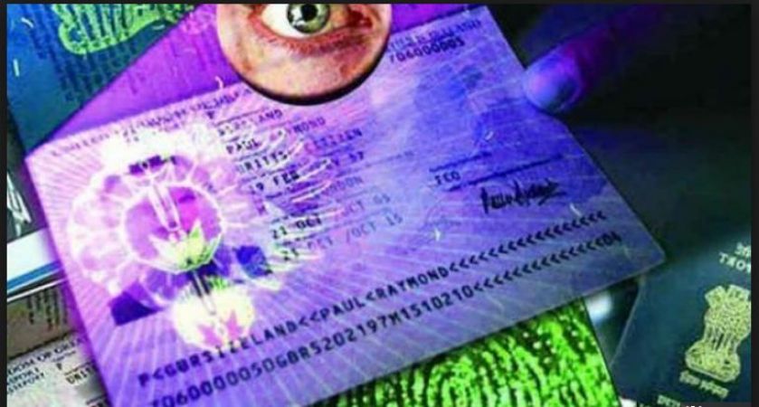 20 women held with fake visas, travelling to Kuwait