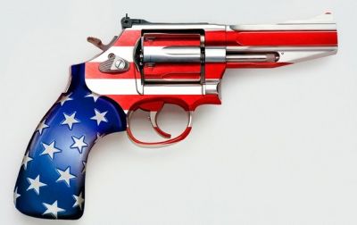 गन कल्चर: अमेरिका में आबादी से ज्यादा बंदूकें हैं