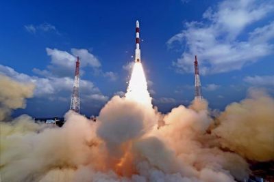 अंतरिक्ष इतिहास में भारत ने दर्ज कराया अपना नाम, पीएम ने दी वैज्ञानिकों को बधाई