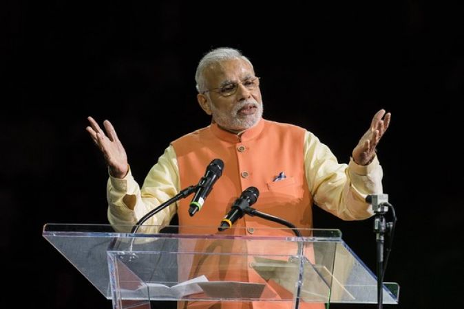प्रधानमंत्री नरेंद्र मोदी ने कहा 'मित्रों' तो मिलेगी छूट