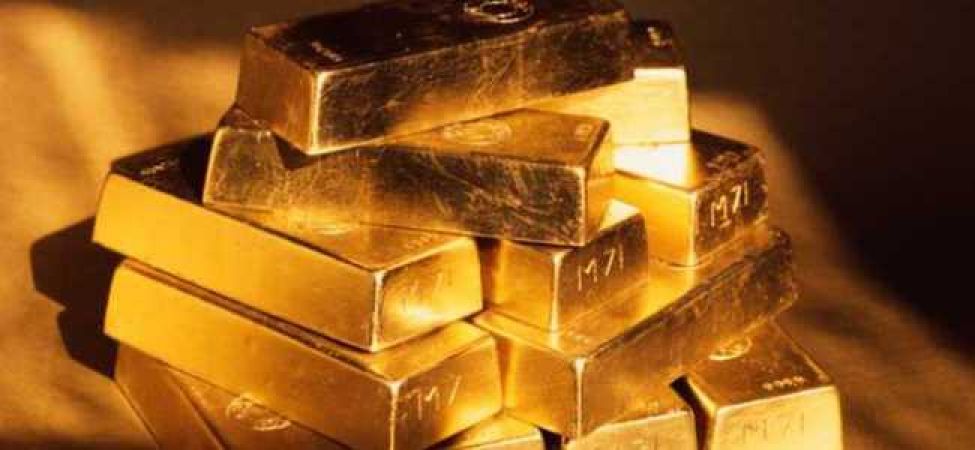 A massive gold smuggling racket with the seizure of 106.9 kg of gold busted