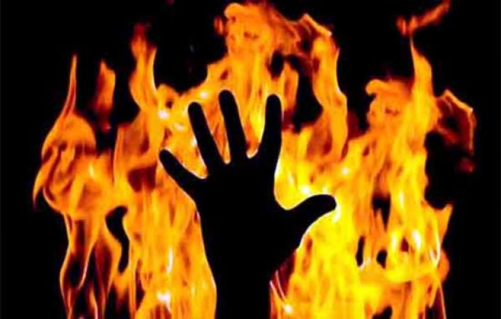 लखनऊ : गैस चूल्हे के गोदाम में लगी आग, मासूम समेत पांच की मौत