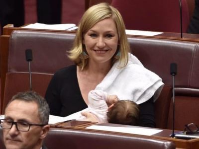 ऑस्ट्रेलियाई सांसद ने संसद में स्तनपान कराकर बनाया कीर्तिमान