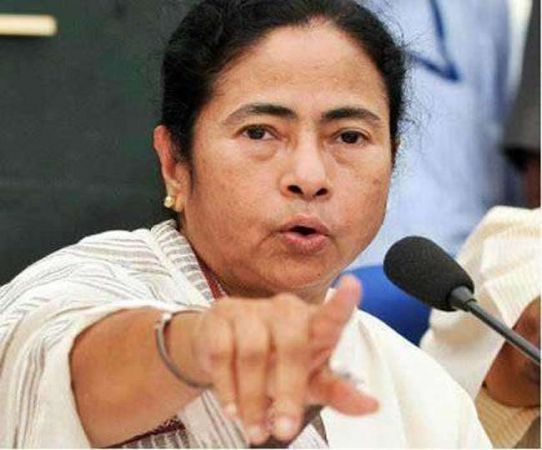 Why will outsiders come to Bengal elections?: Mamata Banerjee
