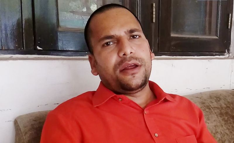 कपिल के घर अनशन करने पहुंचे AAP विधायक को पुलिस ने किया गिरफ्तार