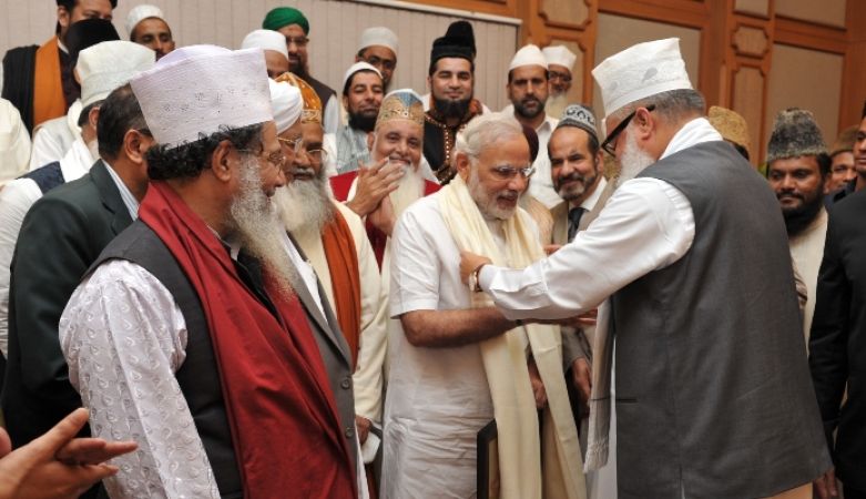 मुस्लिम प्रतिनिधि मंडल ने PM मोदी से की मुलाक़ात