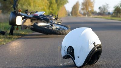 अज्ञात वाहन की टक्कर में दो बाइक सवारों की मौत
