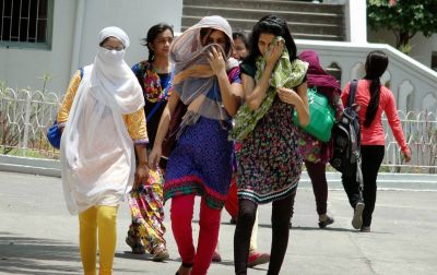Scorching heat in Delhi, mercury will reach 44 degree Celsius