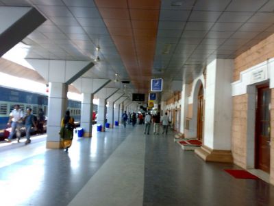 देश का सबसे साफ़ विशाखापट्टनम रेलवे स्टेशन