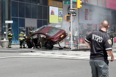 न्यूयॉर्क के टाइम्स स्क्वायर पर कार हादसा, एक की मौत, 22  घायल
