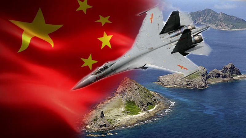 दक्षिण-चीन सागर में चीनी विमान, अमेरिका हुआ परेशान
