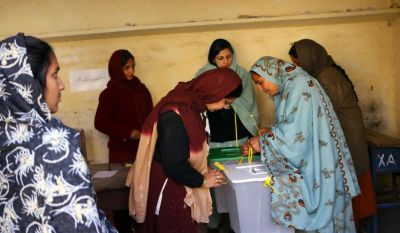 पाकिस्तान: 25 को चुनाव, हाफ़िज़ ने किया लड़ने का ऐलान