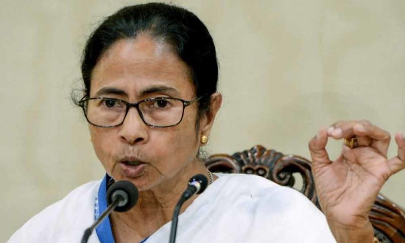 बंगाल में चल रही राजनैतिक उथल-पुथल के बावजूद पीएम मोदी के शपथ ग्रहण में शामिल होंगी ममता बेनर्जी