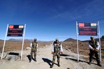 भारतीय सीमा पर गाँव बसा रहा चीन
