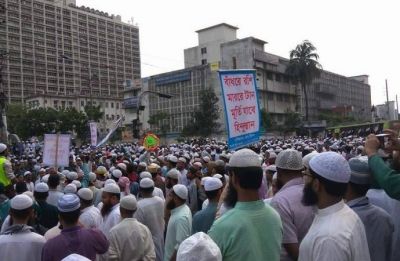 यूपी में लगी बांग्लादेशियों को निकालने पर रोक