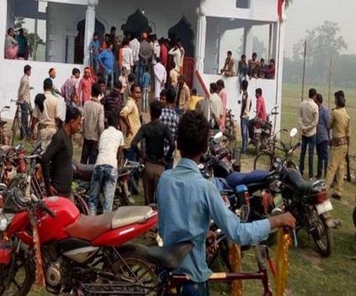 बिहार: धर्मस्थल में उपद्रवियों ने की तोड़फोड़, दो समुदायों के बीच तनाव