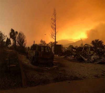 अमेरिका : तीन दिनों से जारी है 85 सालों की सबसे भीषण आग, 51 लोगों की मौत, 100 से ज्यादा लापता