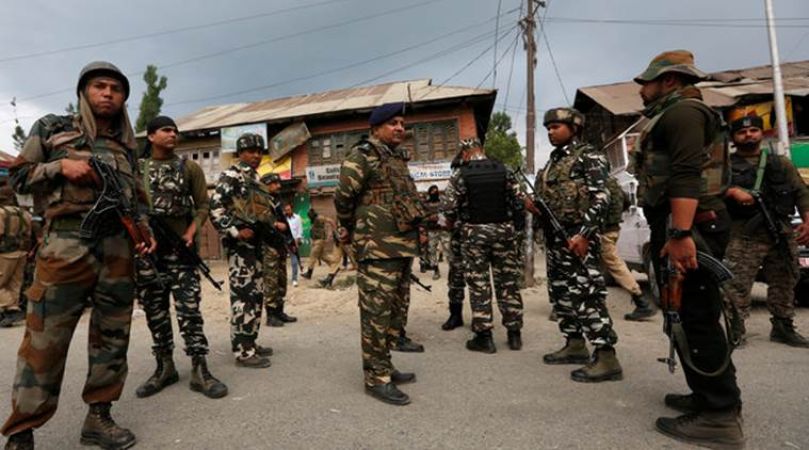 भारतीय सुरक्षा बलों ने दक्षिण कश्मीर के यारवन, शोपियां में आतंकी ठिकाना किया ध्वस्त