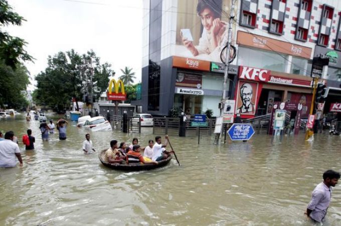 चेन्नई में भारी बारिश की चेतावनी, सभी स्कूल-कॉलेज को बंद रहने के निर्देश