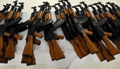AK-47 की तस्करी में आया जवान का नाम, पुलिस ने छापेमारी करते हुए किया गिरफ्तार