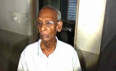 85 years old turns Serial rapist, raped by giving chocolate