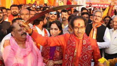 अयोध्या में शिवसेना ने भरी हुंकार, अगर नहीं बना मंदिर तो नहीं रहेगी बीजेपी