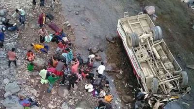 हिमाचल प्रदेश: सड़क हादसे में हुई 14 की मौत करीब 50 लोग गंभीर घायल