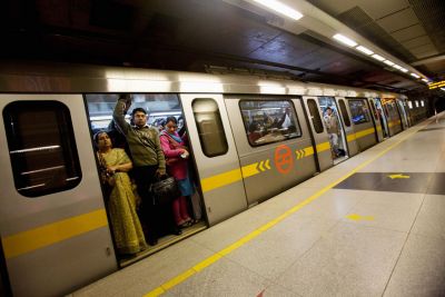 दिल्ली मेट्रो के किराये में एक बार फिर होगी बढ़ोतरी