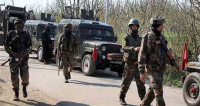 जम्मू कश्मीर: सुरक्षाबलों और आतंकियों के बीच हुई मुठभेड़ में 2 आतंकी ढेर, 3 जवान घायल