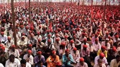 किसान आंदोलन: राम लीला मैदान में इकठ्ठा हुए अन्नदाता, सरकार से की विशेष सत्र बुलाने की मांग
