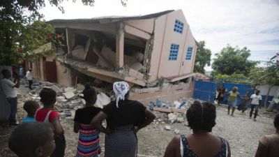 हैती भूकंप : मृतकों की संख्या 15 हुई, सैकड़ों घायल