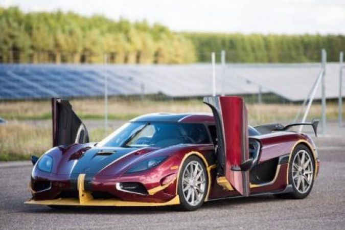 This is the fastest car with a speed of 400KMPH in just 26 seconds