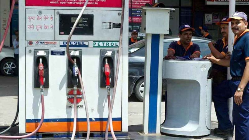 दिल्लीवासियों की बढ़ेगी मुश्किलें, बंद रहेंगे सभी पेट्रोल पंप