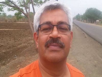पत्रकार विनोद वर्मा को पुलिस ने  हिरासत में लिया