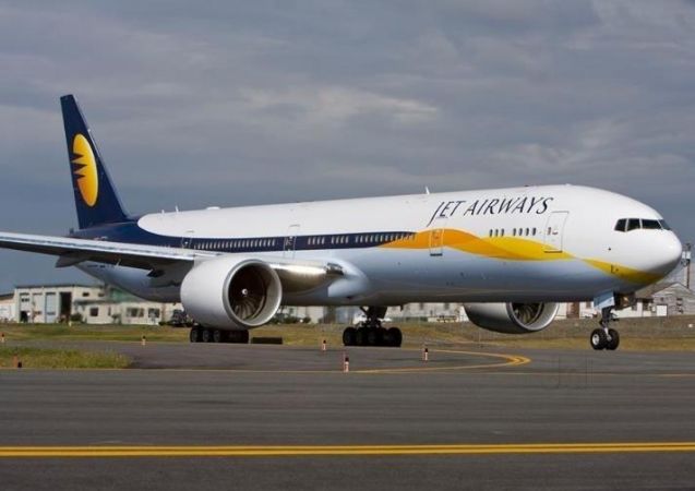 जेट एयरवेज ने 30 विदेशी पायलटों को दिखाया बाहर का रास्ता