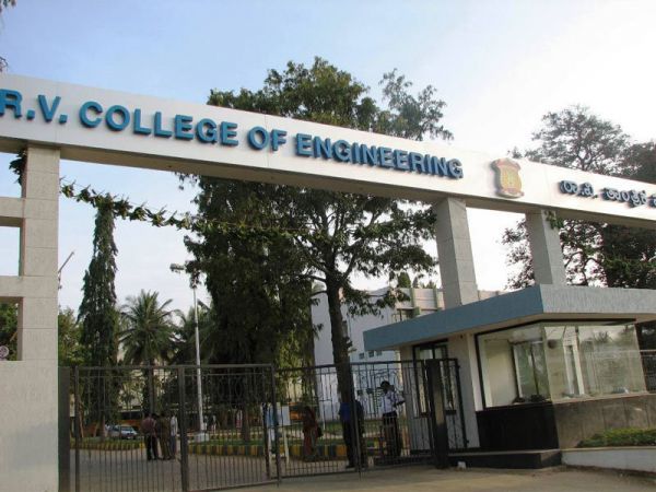 एआईसीटीई देश के 800 इंजीनियरिंग कॉलेज करेगा बंद